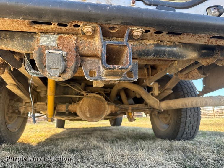 image for item ET1603 2006 GMC Sierra 1500 pickup truck