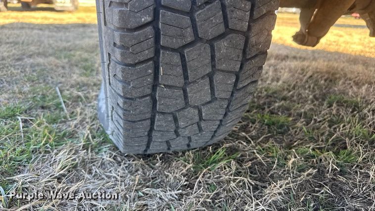 image for item ET1603 2006 GMC Sierra 1500 pickup truck