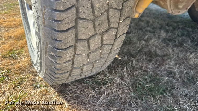 image for item ET1603 2006 GMC Sierra 1500 pickup truck