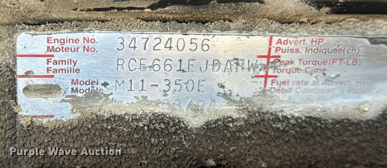 image for item ET1606 1994 GMC WG semi truck