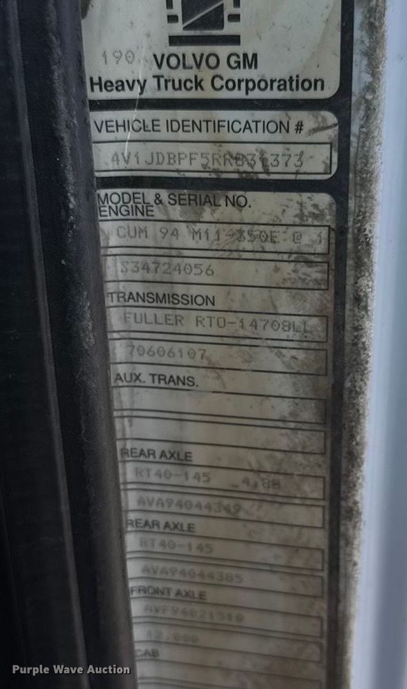 image for item ET1606 1994 GMC WG semi truck