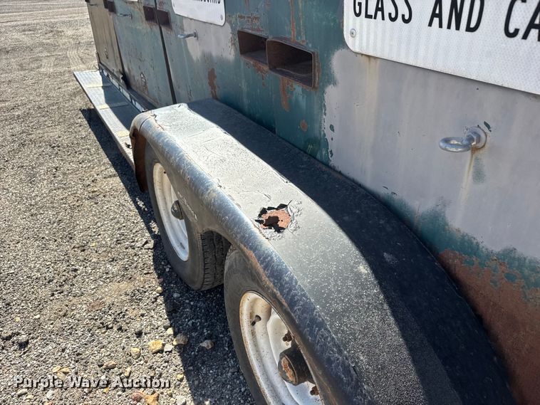 image for item ET1607 2001 Prot PRTB-20 recycle trailer