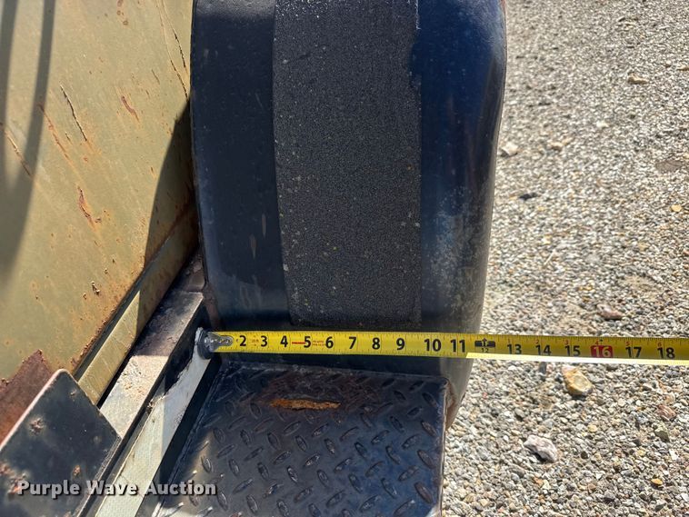 image for item ET1607 2001 Prot PRTB-20 recycle trailer