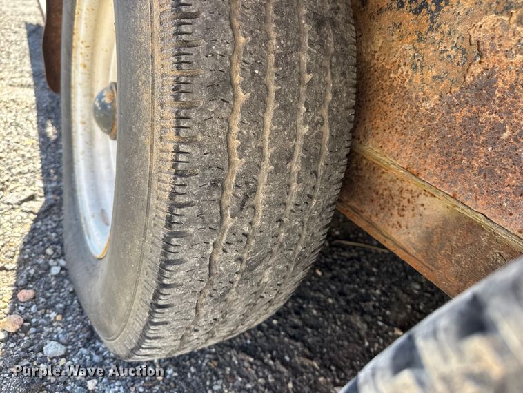 image for item ET1607 2001 Prot PRTB-20 recycle trailer