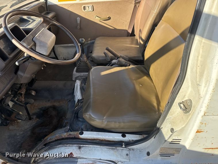 image for item ET1609 1994 Daihatsu HiJet utility vehicle