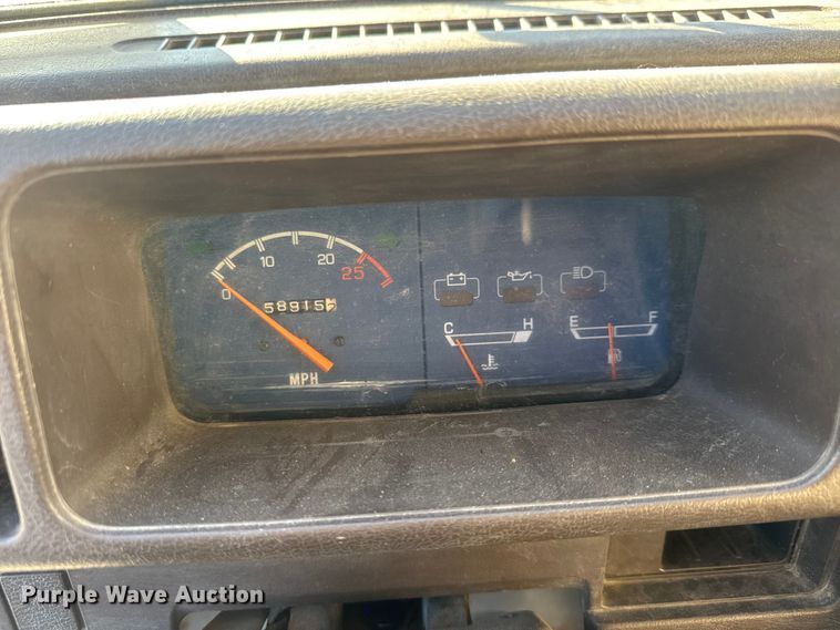 image for item ET1609 1994 Daihatsu HiJet utility vehicle