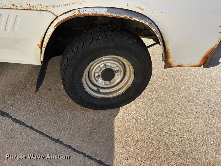 image for item ET1609 1994 Daihatsu HiJet utility vehicle