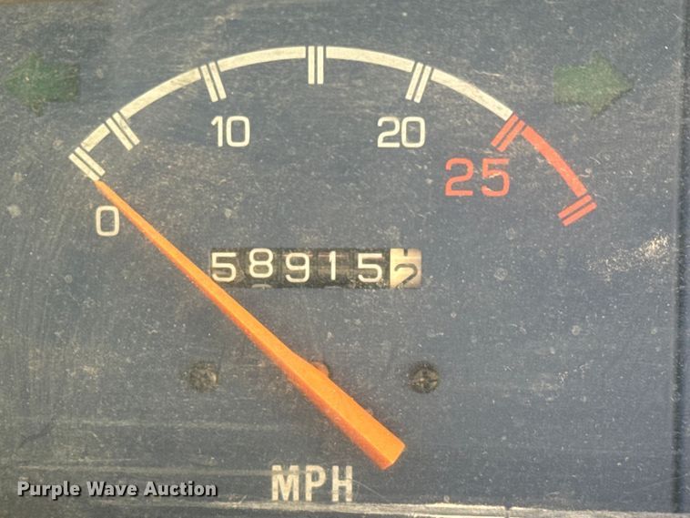 image for item ET1609 1994 Daihatsu HiJet utility vehicle