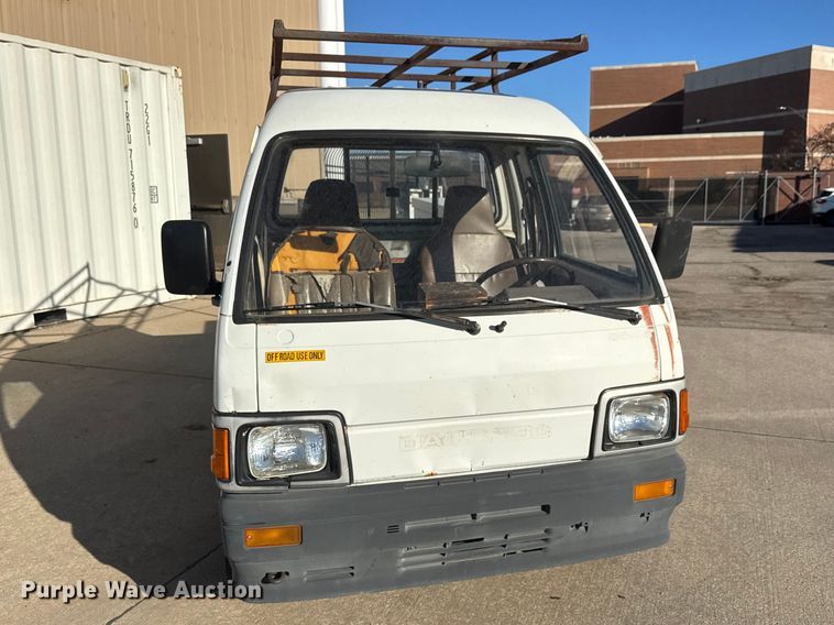 image for item ET1610 1994 Daihatsu HiJet utility vehicle