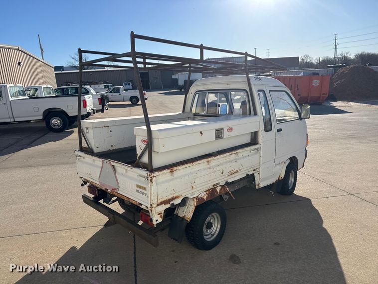 image for item ET1610 1994 Daihatsu HiJet utility vehicle