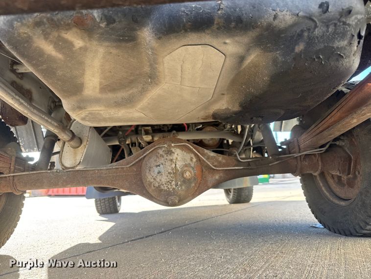 image for item ET1610 1994 Daihatsu HiJet utility vehicle