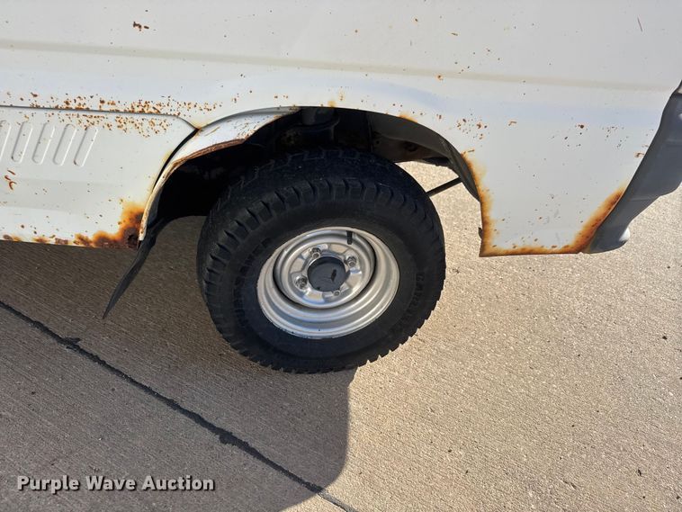 image for item ET1610 1994 Daihatsu HiJet utility vehicle