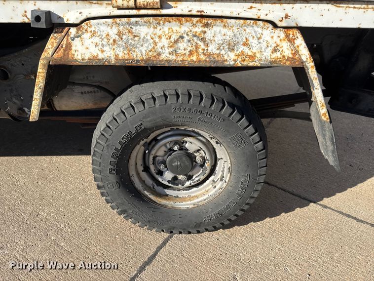 image for item ET1610 1994 Daihatsu HiJet utility vehicle