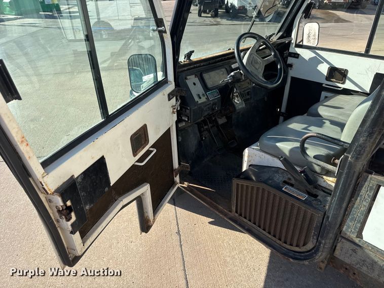 image for item ET1611 Cushman Haulster utility vehicle