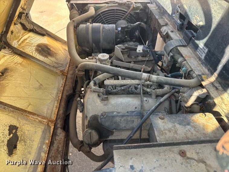 image for item ET1611 Cushman Haulster utility vehicle