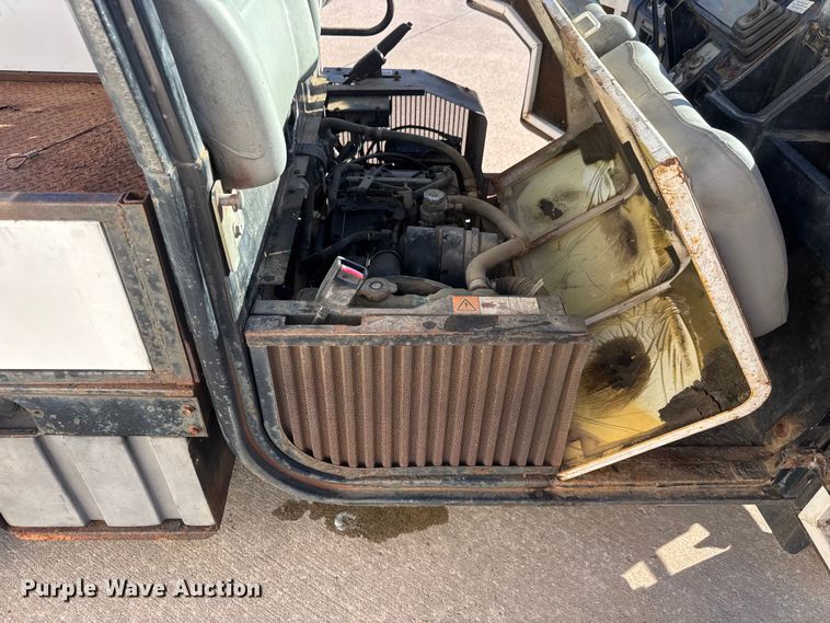 image for item ET1611 Cushman Haulster utility vehicle