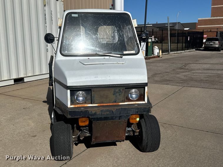 image for item ET1612 2015 Cushman Haulster utility vehicle