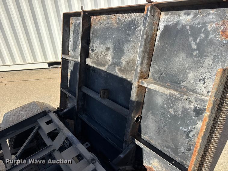 image for item ET1612 2015 Cushman Haulster utility vehicle