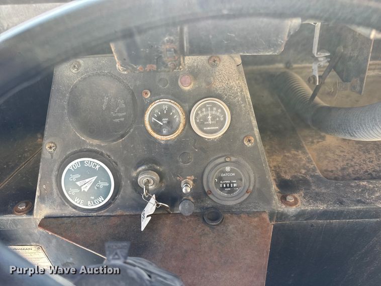 image for item ET1612 2015 Cushman Haulster utility vehicle