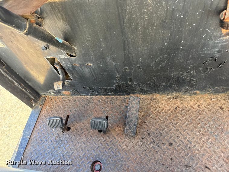 image for item ET1612 2015 Cushman Haulster utility vehicle