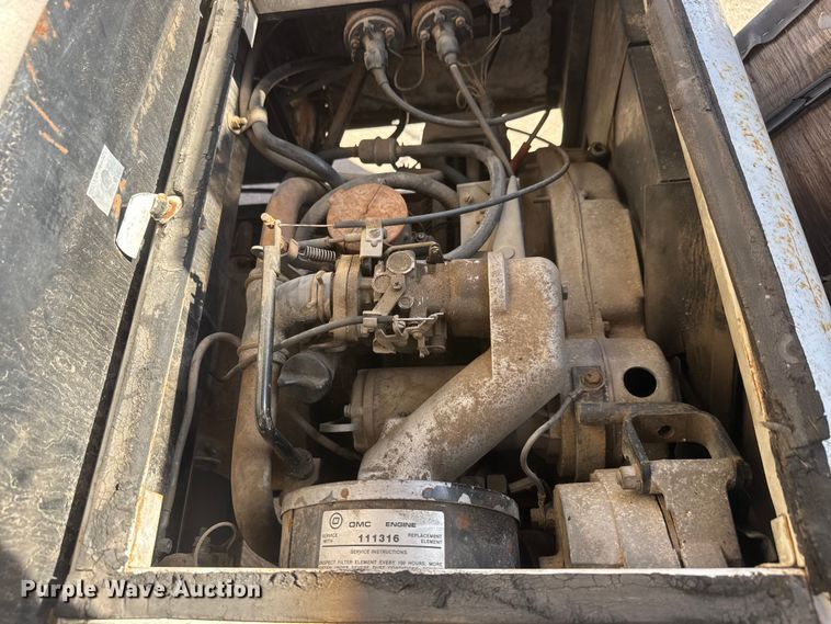 image for item ET1612 2015 Cushman Haulster utility vehicle