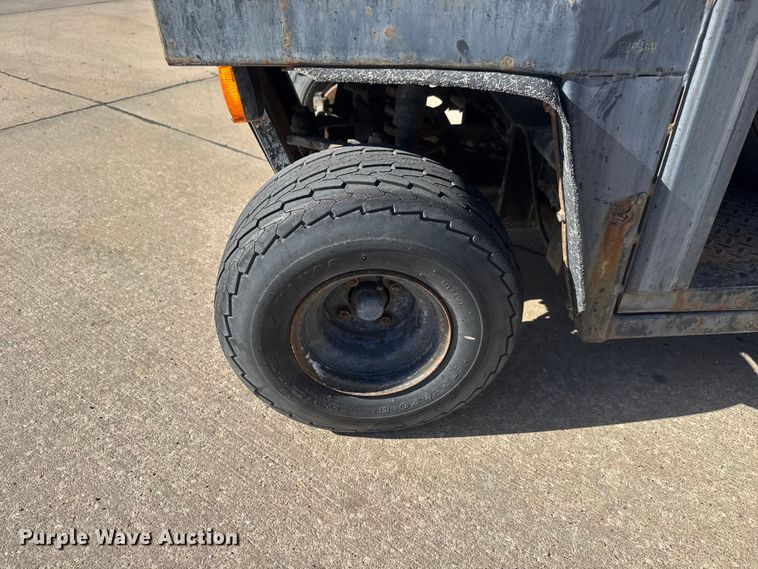 image for item ET1612 2015 Cushman Haulster utility vehicle