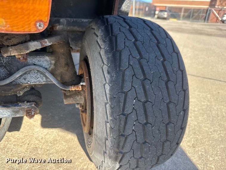 image for item ET1612 2015 Cushman Haulster utility vehicle