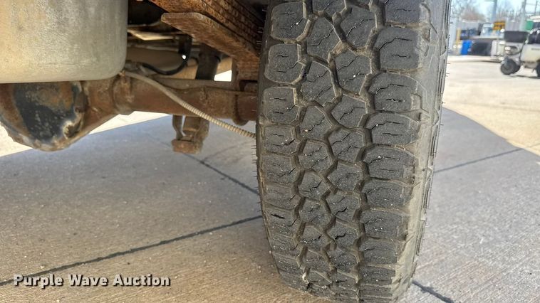 image for item ET1614 1993 Chevrolet G30 van