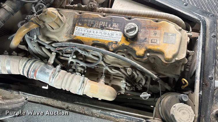 image for item ET1637 2002 Thomas Built Saf-T-Liner school bus