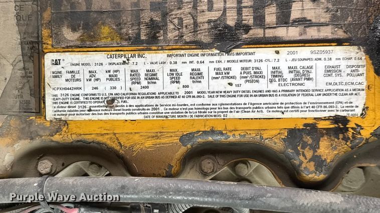 image for item ET1637 2002 Thomas Built Saf-T-Liner school bus