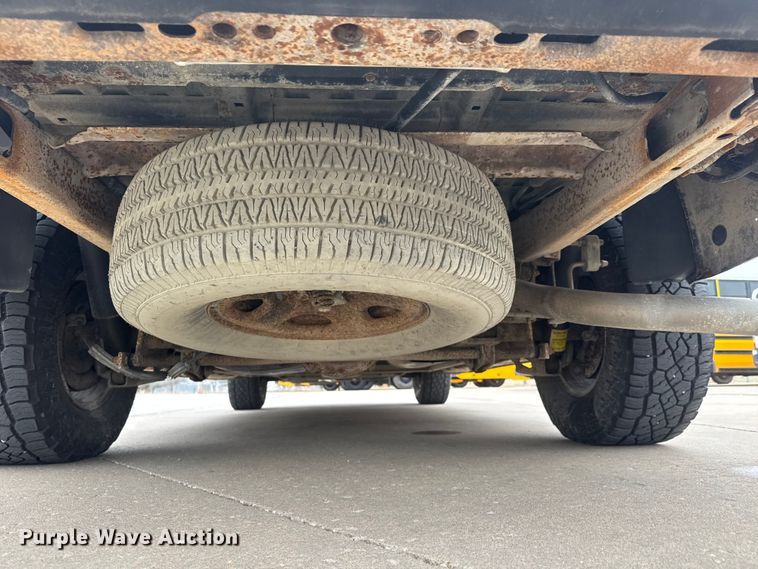 image for item ET1638 2003 Chevrolet Suburban 1500  SUV