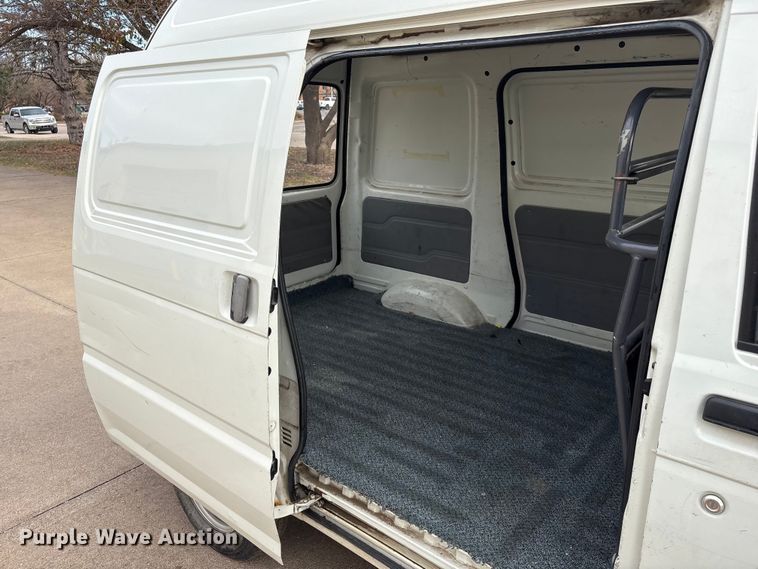 image for item ET4079 1999 Metro Metro van