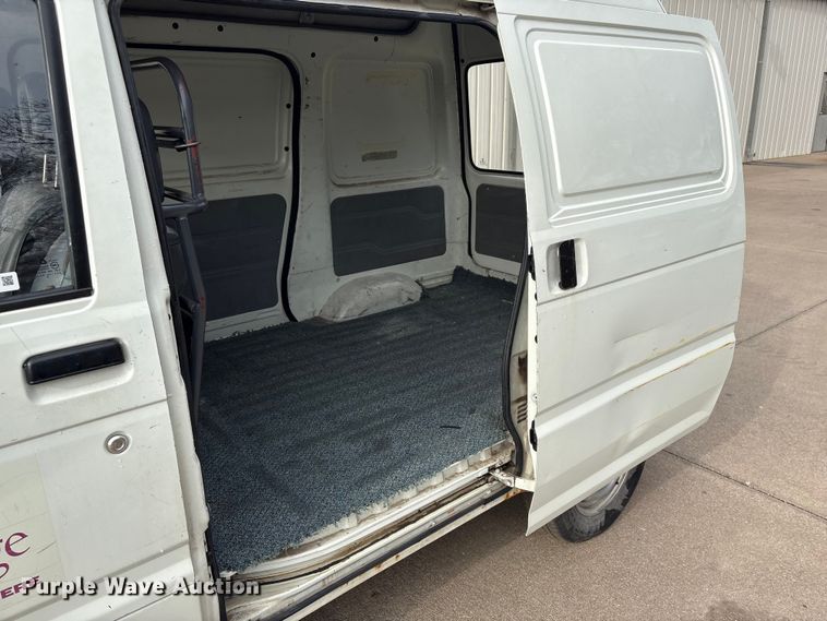 image for item ET4079 1999 Metro Metro van