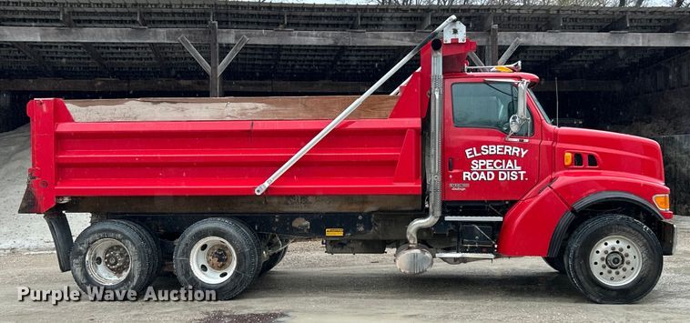 image for item ET6691 1999 Sterling Truck L9511 dump truck