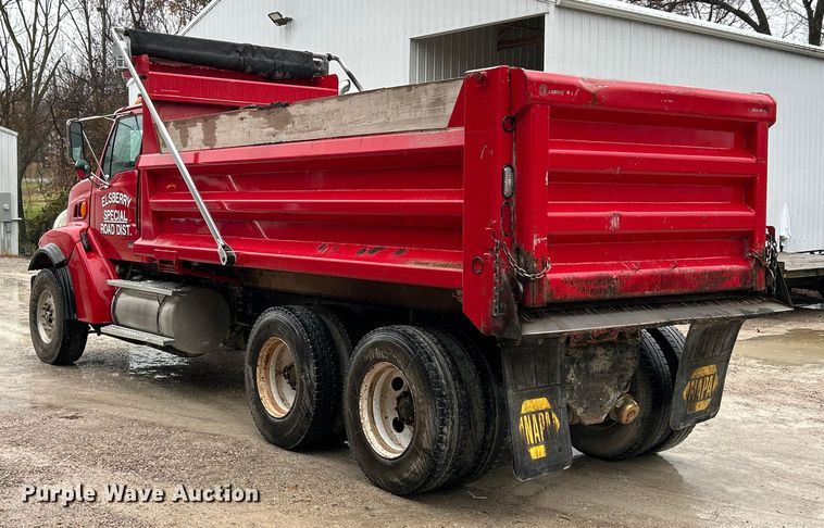 image for item ET6691 1999 Sterling Truck L9511 dump truck