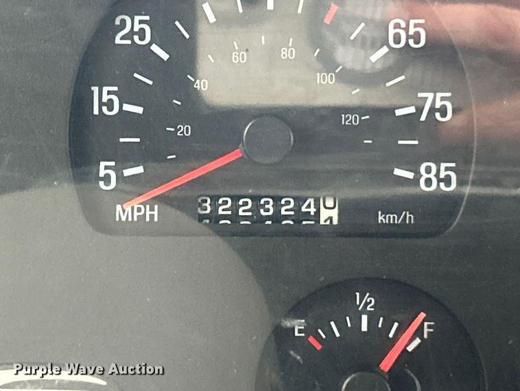 image for item ET6691 1999 Sterling Truck L9511 dump truck