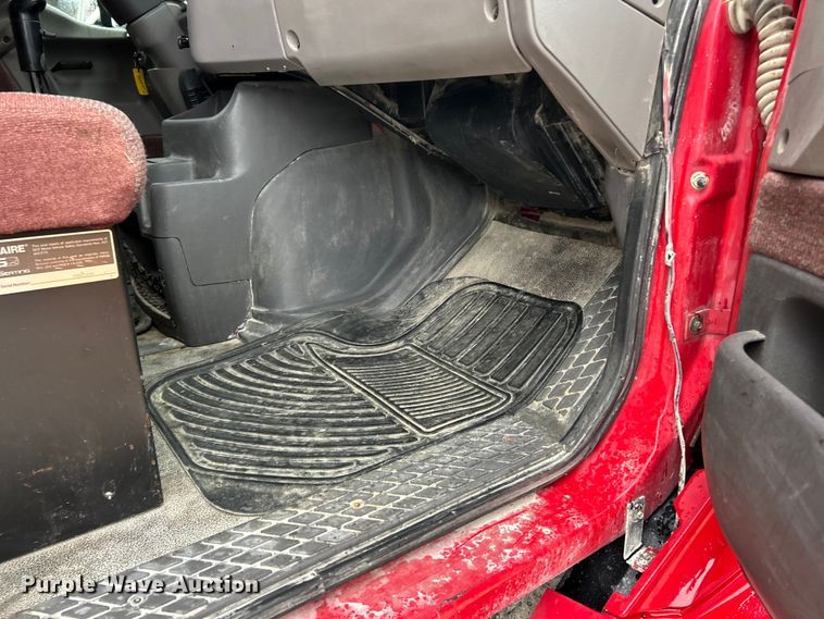 image for item ET6691 1999 Sterling Truck L9511 dump truck