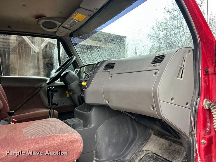 image for item ET6691 1999 Sterling Truck L9511 dump truck