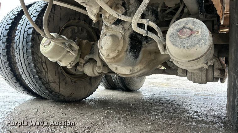 image for item ET6691 1999 Sterling Truck L9511 dump truck