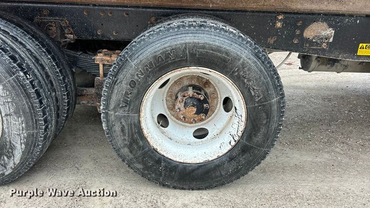 image for item ET6691 1999 Sterling Truck L9511 dump truck