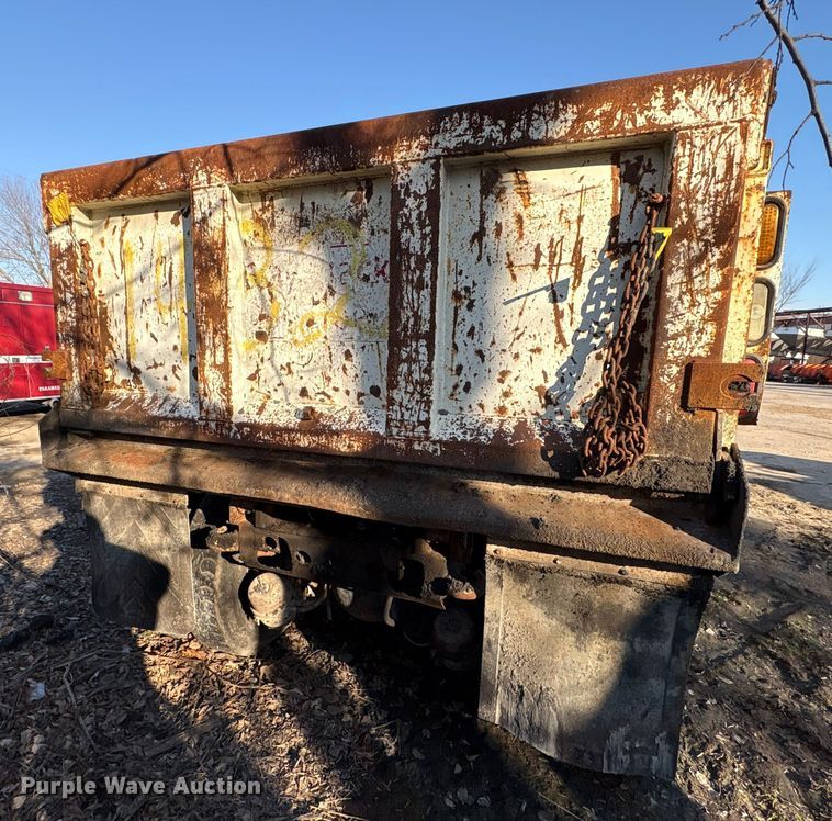 image for item EU4078 2014 International 7400 dump truck