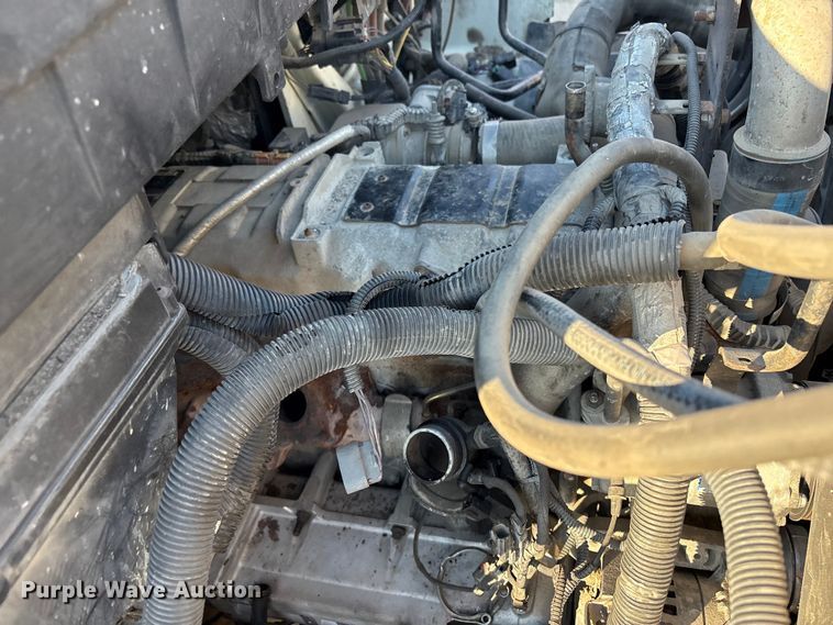 image for item EU4078 2014 International 7400 dump truck