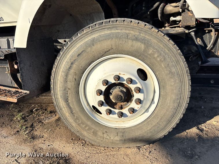 image for item EU4078 2014 International 7400 dump truck