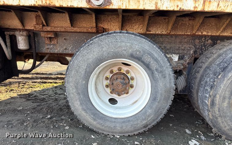 image for item EU4078 2014 International 7400 dump truck