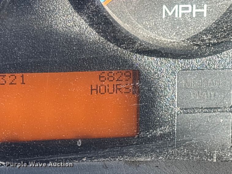 image for item EU4078 2014 International 7400 dump truck