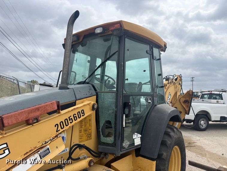 image for item EU4126 2006 John Deere 310SG backhoe