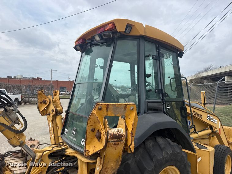image for item EU4126 2006 John Deere 310SG backhoe
