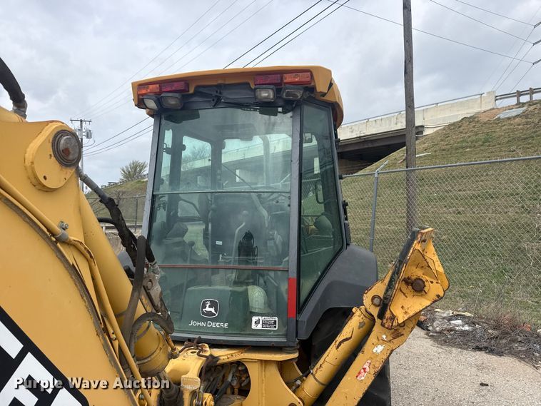 image for item EU4126 2006 John Deere 310SG backhoe