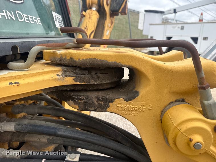 image for item EU4126 2006 John Deere 310SG backhoe