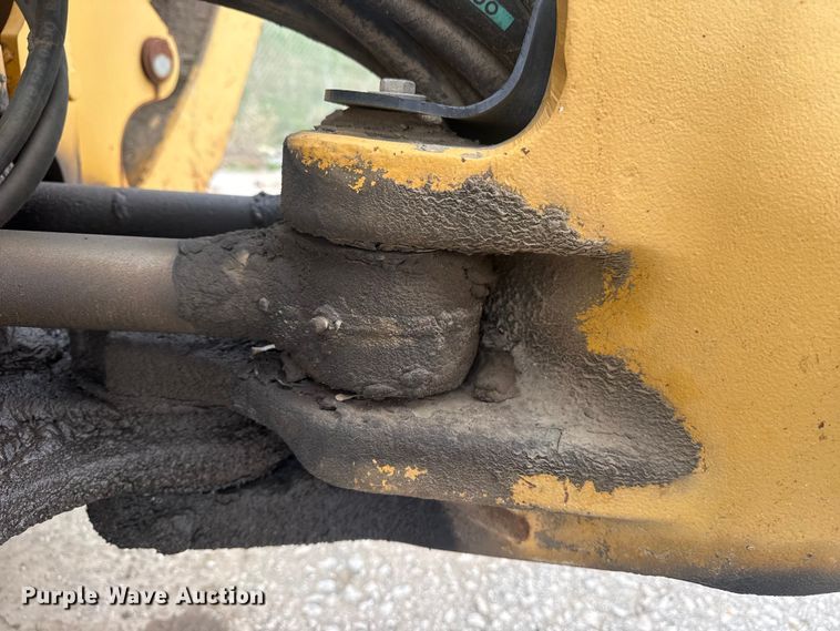 image for item EU4126 2006 John Deere 310SG backhoe